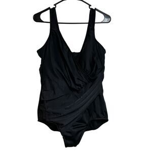 Miraclesuit Black Solid Slimming Tummy Control One-Piece Swimsuit Size 14